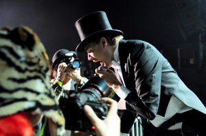 Svenska rockband The Hives 2